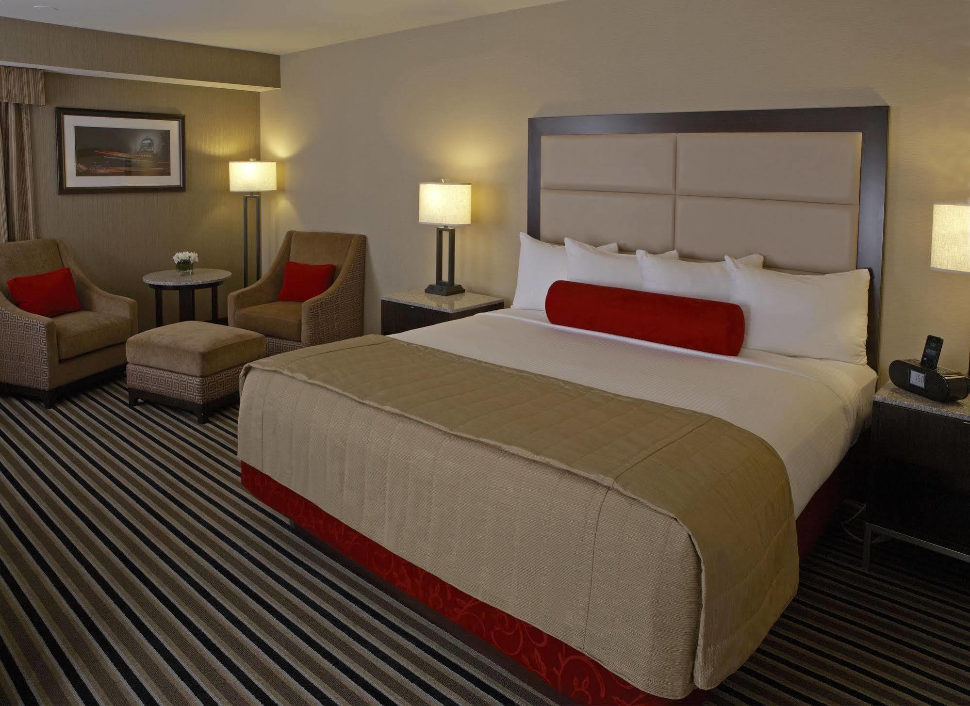 The Madison Concourse Hotel Zewnętrze zdjęcie